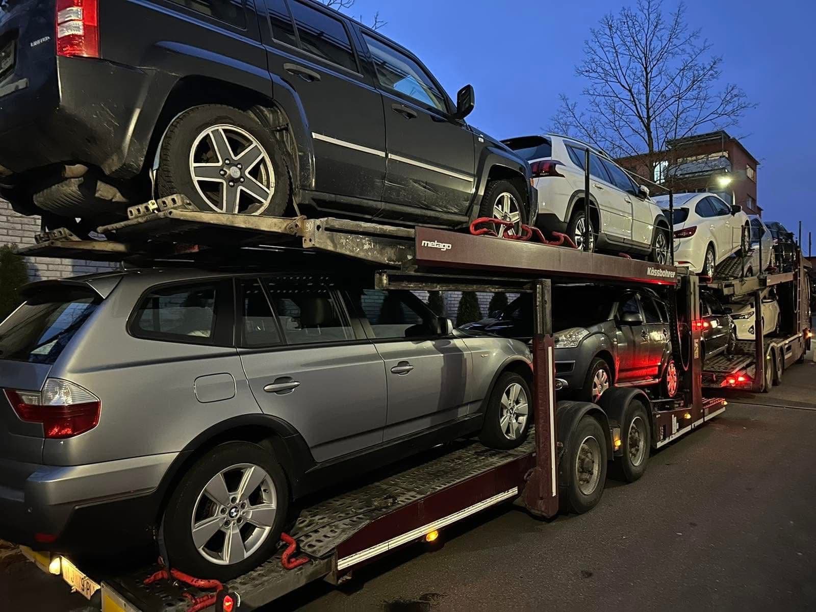 Kopernikus Cars transport u sumrak