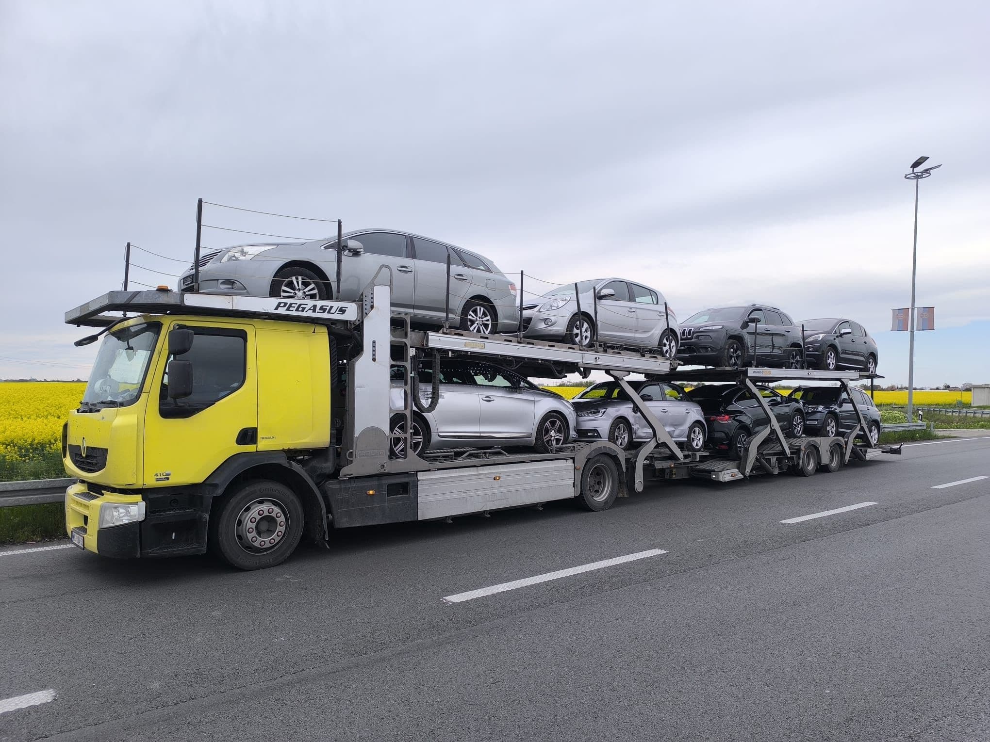 Kopernikus Cars - Pegasus šleper natovaren automobilima